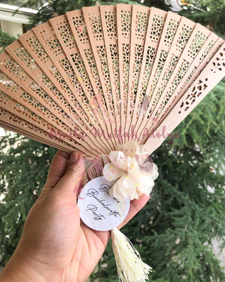 Süslenmiş Bambu Yelpaze