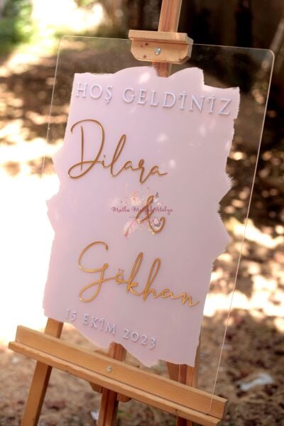 Şeffaf Karşılama Panosu Boyalı