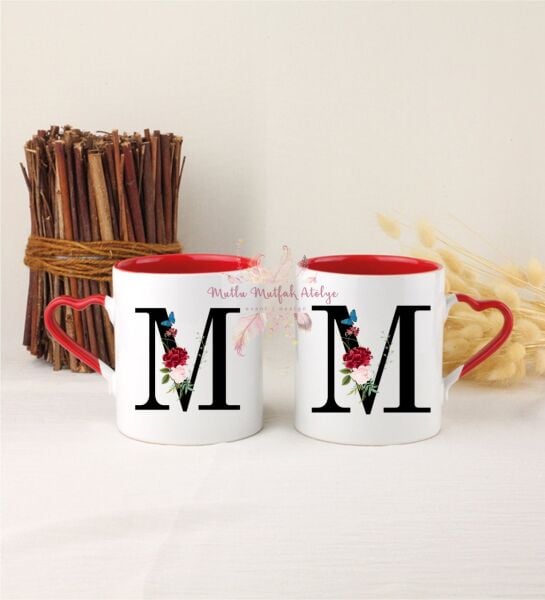 M Harfi Çiçek Desenli İkili Kırmızı Kalpli Kupa Bardak