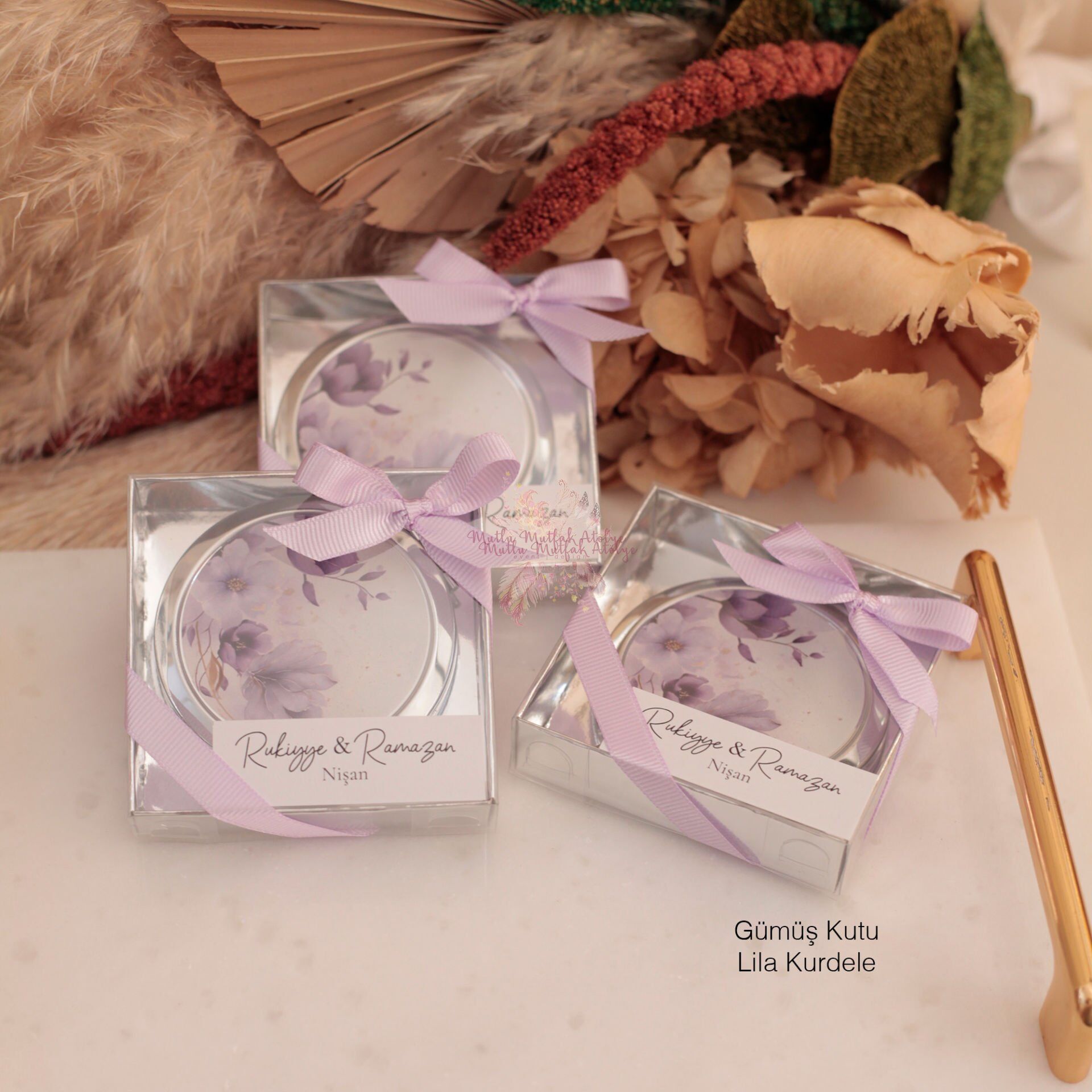 Hediyelik Kutulu Kapaklı Ayna