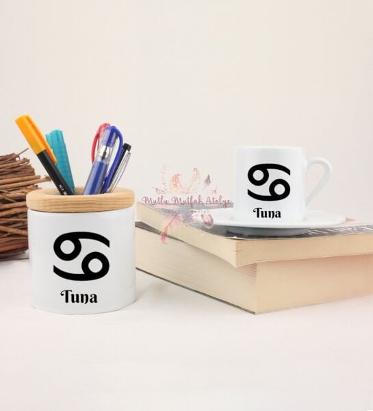 Kişiye Özel Türk Kahvesi Fincanı ve Kalemlik Seti Yengeç Burcu