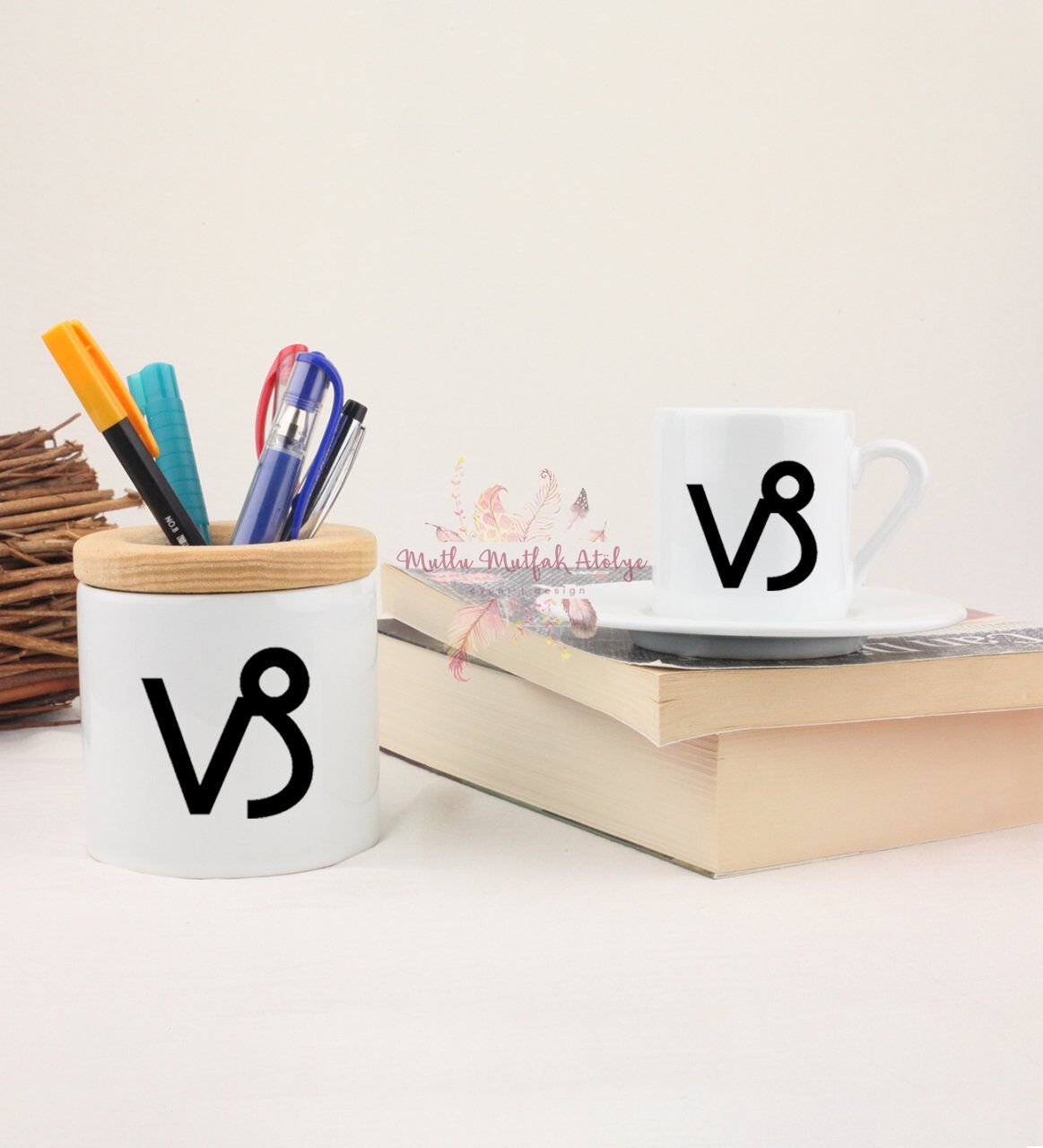 Türk Kahvesi Fincanı ve Kalemlik Seti Oğlak Burcu