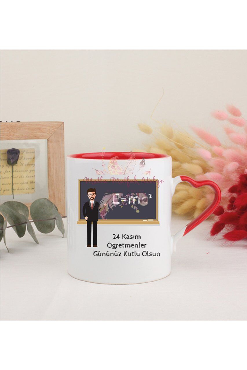 Öğretmenler Günü Hediyesi Erkek Öğretmen Kırmızı Kalpli Kupa Bardak