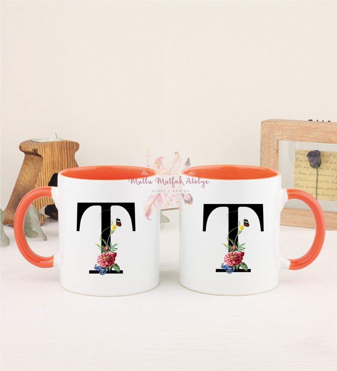 T Harfi Çiçek Desenli İkili Turuncu Kupa Bardak