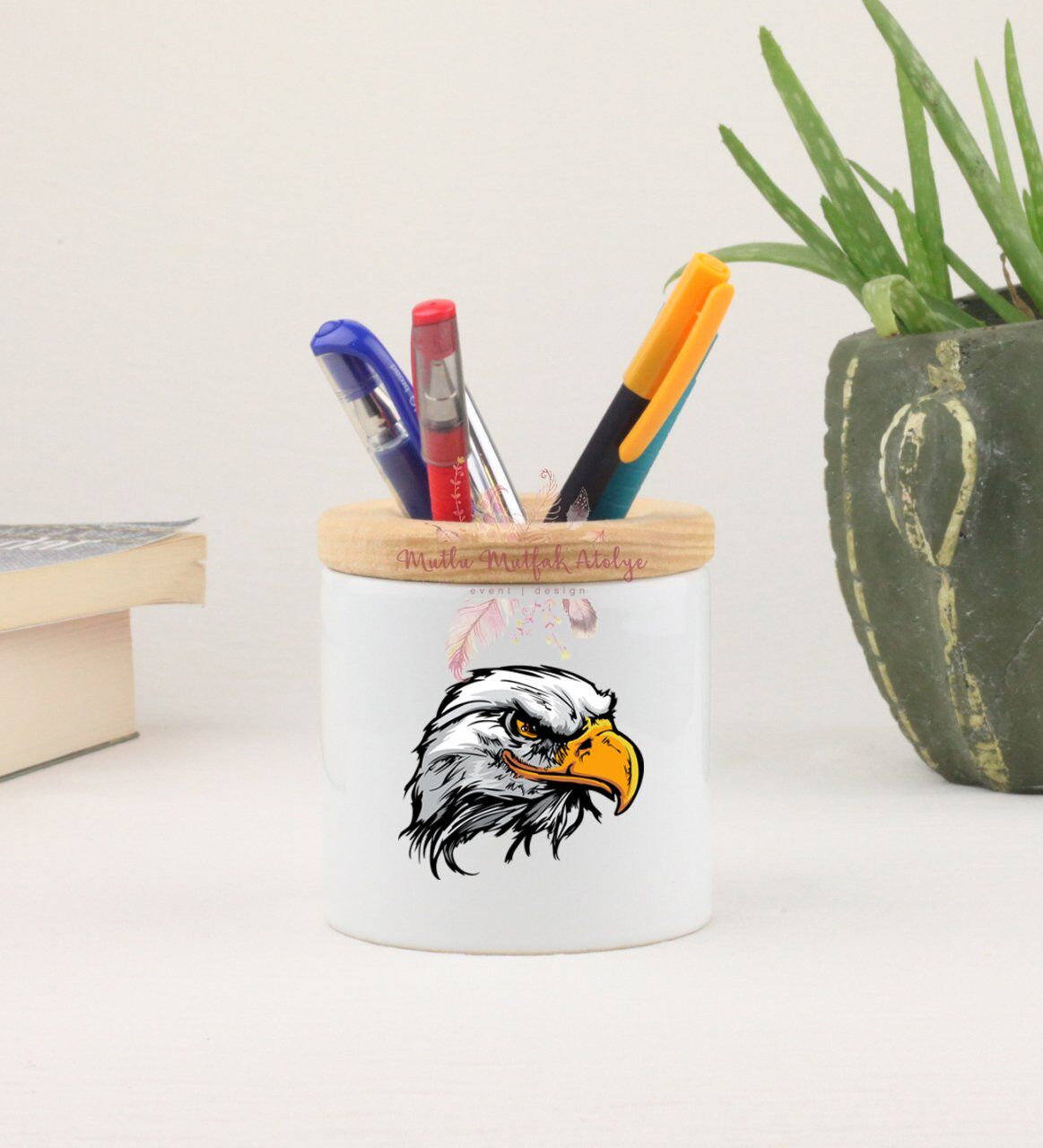 Kalemlik Kartal Figürlü