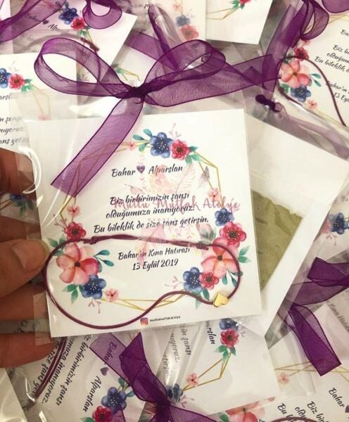 Hediyelik Şans Bilekliği Renkli Çiçekler