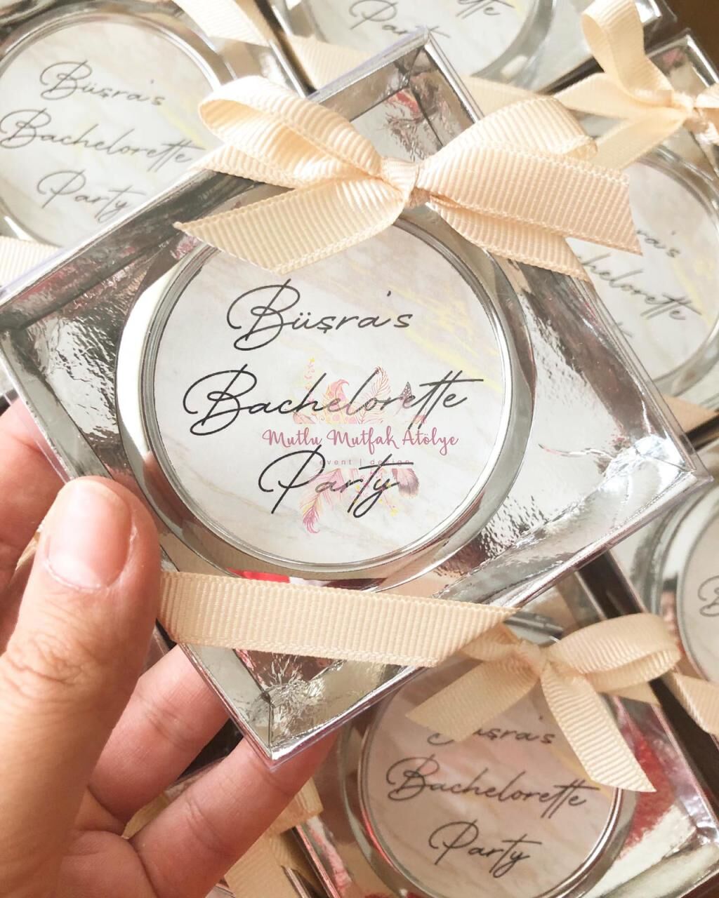 Hediyelik Kapaklı Ayna