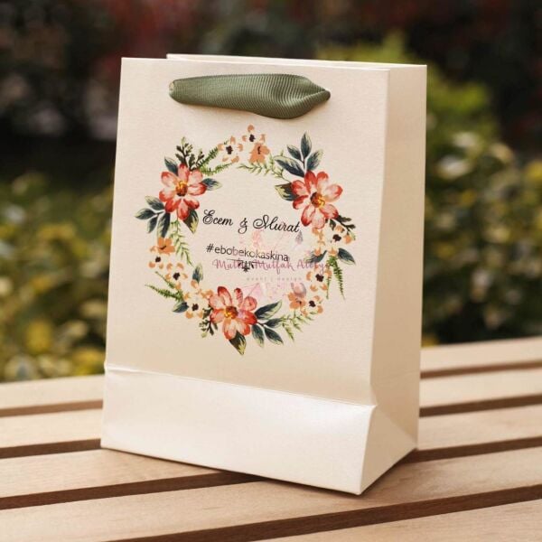 İsimli Karton Çanta