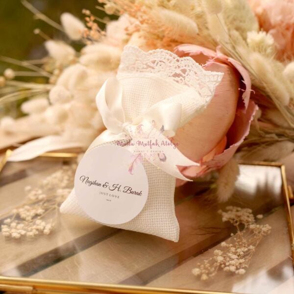 Hediyelik Ekru Lavanta Kesesi