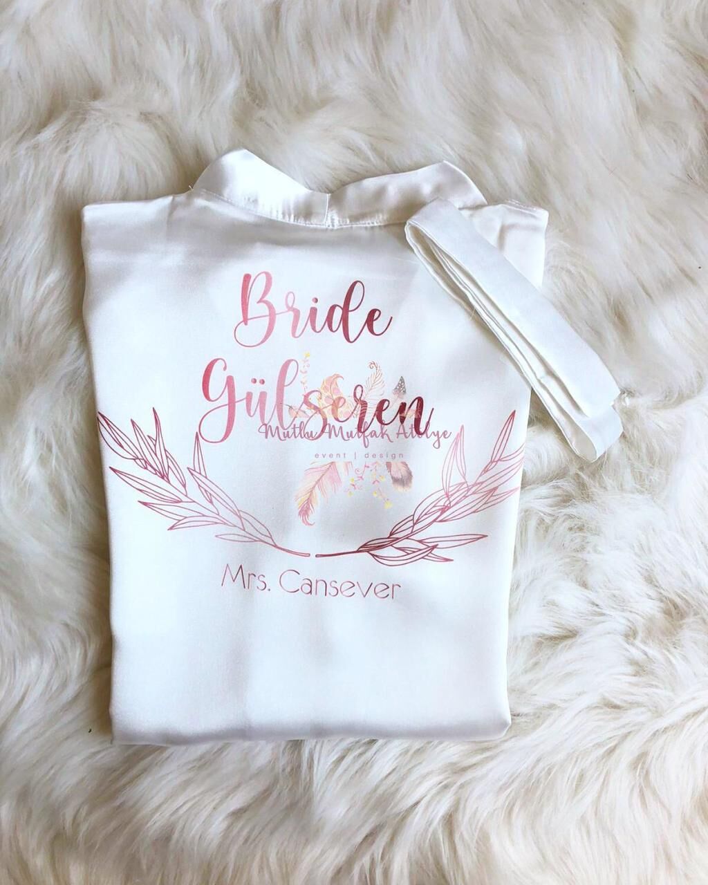 İsimli Baskılı Sabahlık Rose Gold Çiçek Motifli