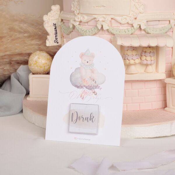 Hediyelik Oval Tasarım Çikolatalı Kart