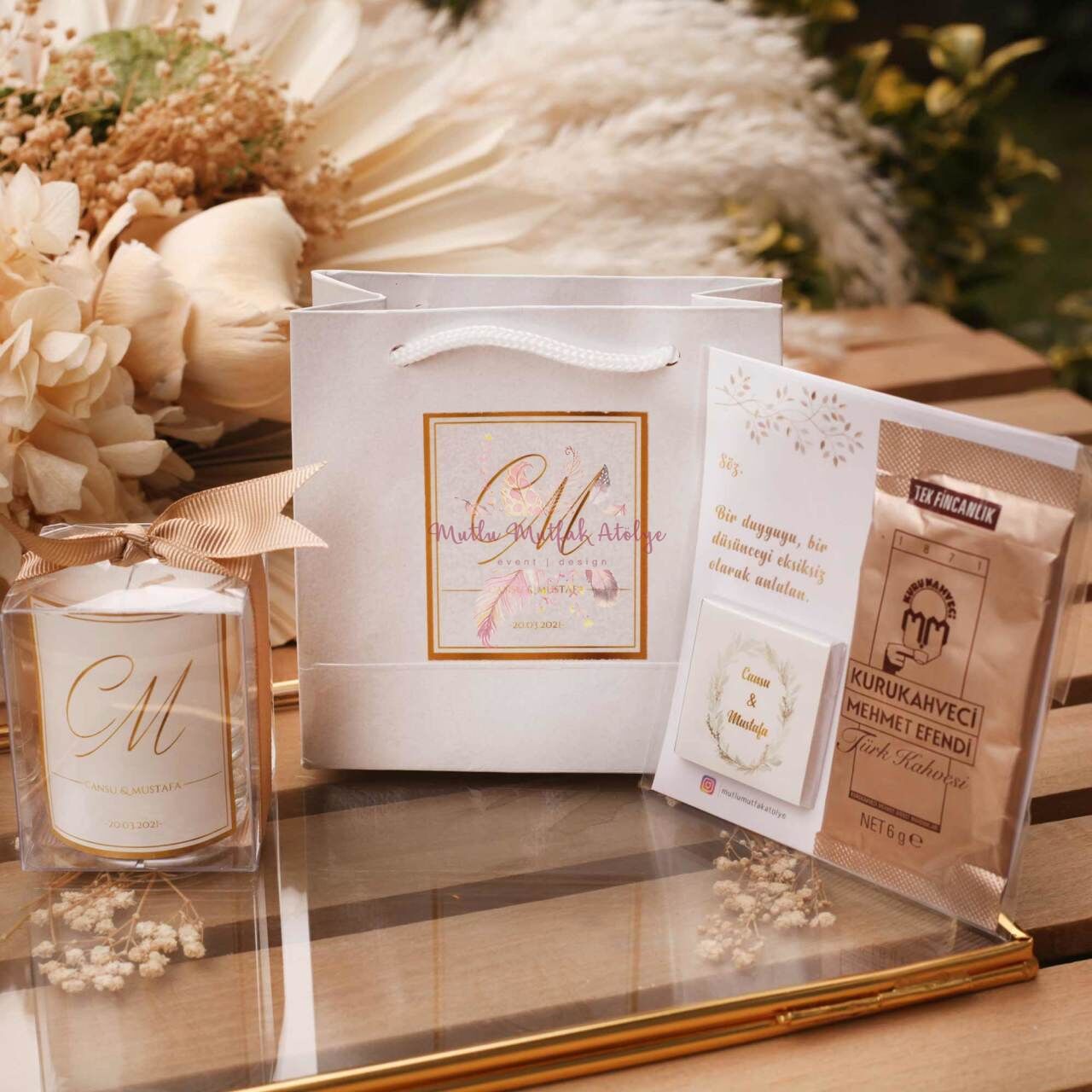 Hediyelik Mum Çikolatalı Kahve ve Karton Çanta Seti