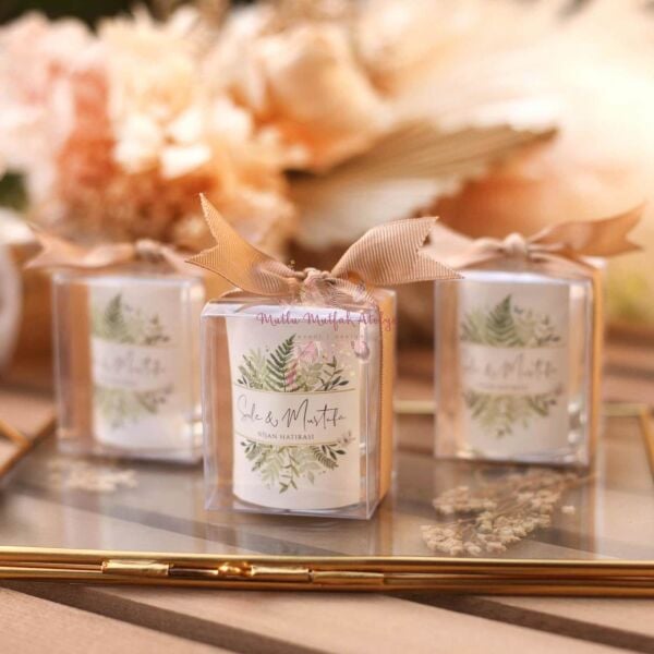 Hediyelik Kokulu Yeşil Çiçekli Mum