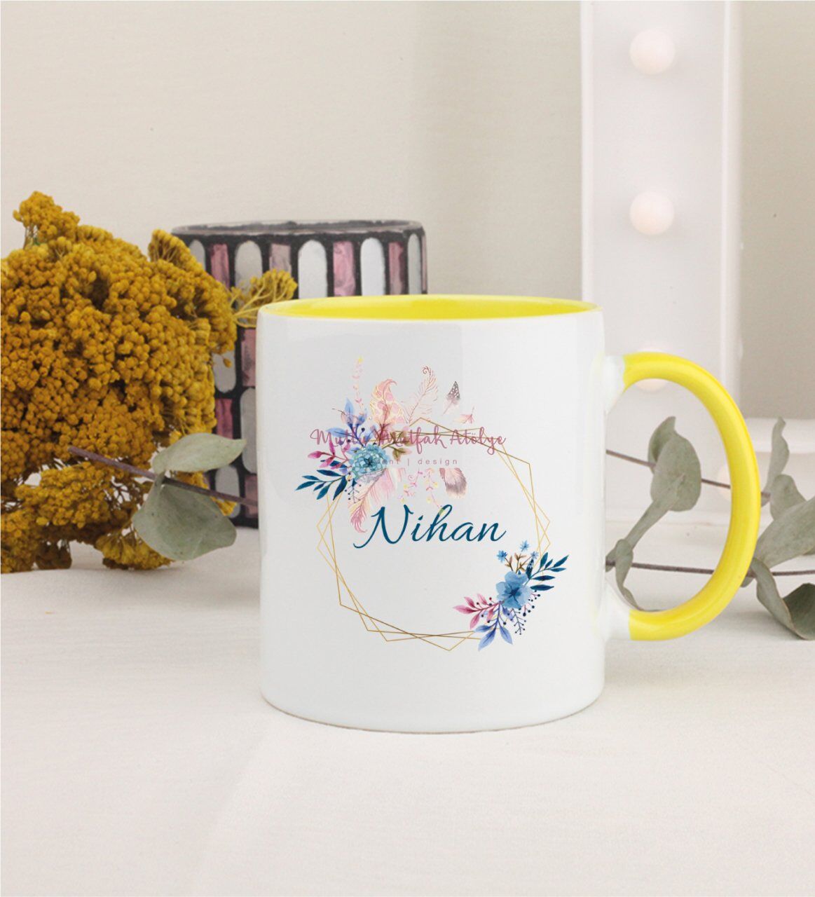 Kişiye Özel Anneler Günü İsimli Sarı Kupa Bardak