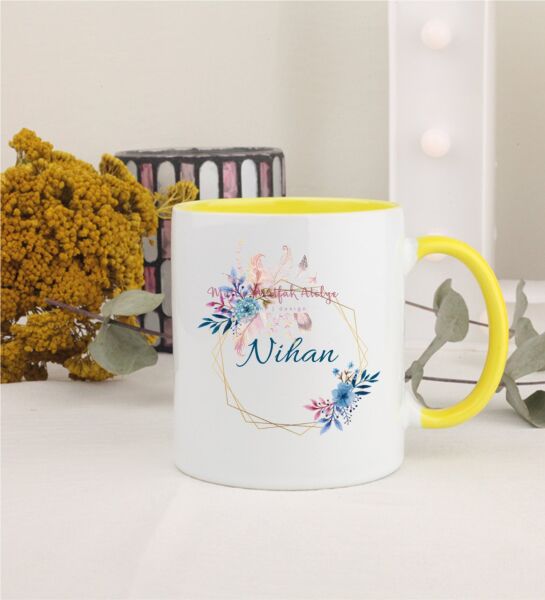 Kişiye Özel Anneler Günü İsimli Sarı Kupa Bardak