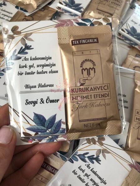 Hediyelik Çikolatalı Kahveli Kart Çiçek Desenli