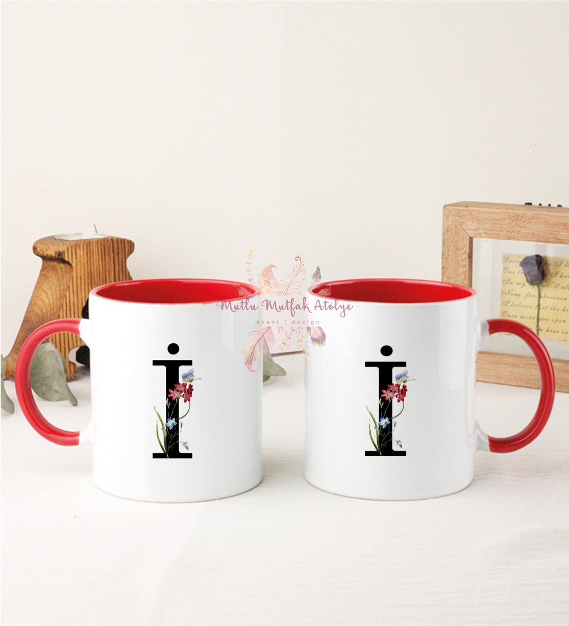İ Harfi Çiçek Desenli İkili Kırmızı Kupa Bardak