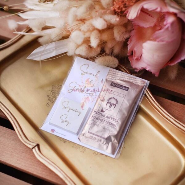 Hediyelik Çikolatalı Kahveli Kart Gold Yazılı