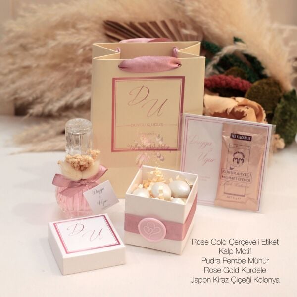 Hediyelik Çiçek Süslemeli Eyüp Sabri Tuncer Kolonya Mühürlü Draje Kutusu Kahveli Kart Ve Baskılı Karton Çanta Seti