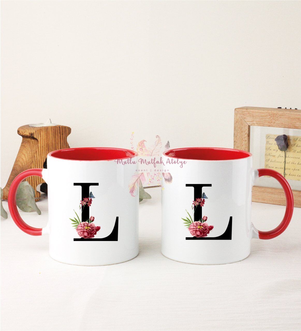 L Harfi Çiçek Desenli İkili Kırmızı Kupa Bardak