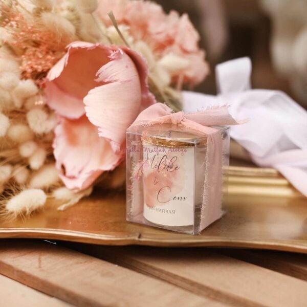 Hediyelik Kapaklı Kokulu Mum İpek Kurdeleli