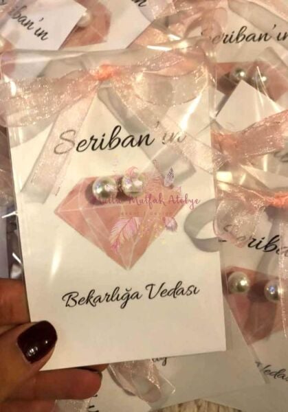 Bekarlığa Veda Hediyesi Küpe