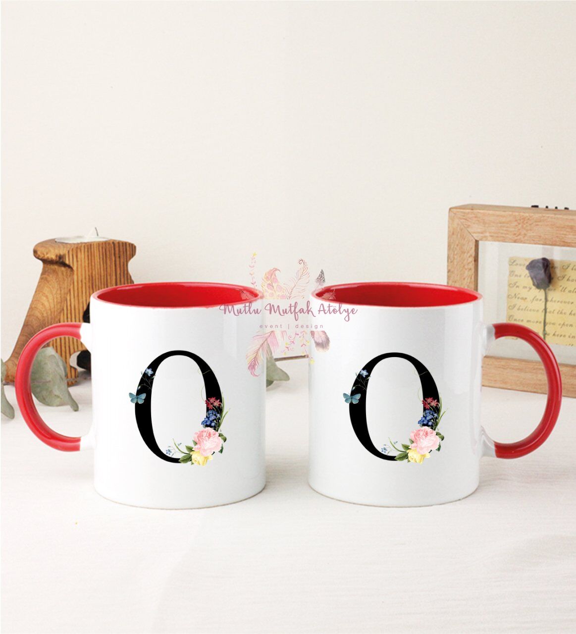 O Harfi Çiçek Desenli İkili Kırmızı Kupa Bardak