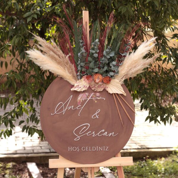 Çiçekli Ahşap Karşılama Panosu