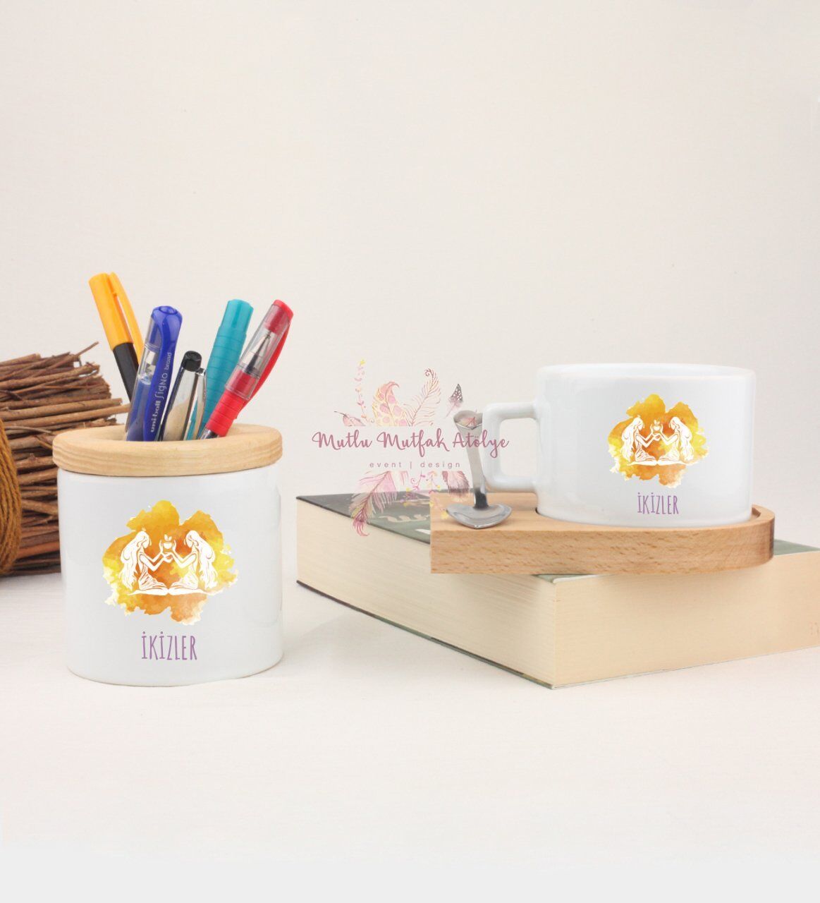 Ahşap Altlıklı Fincan ve Kalemlik Seti  İkizler Burcu