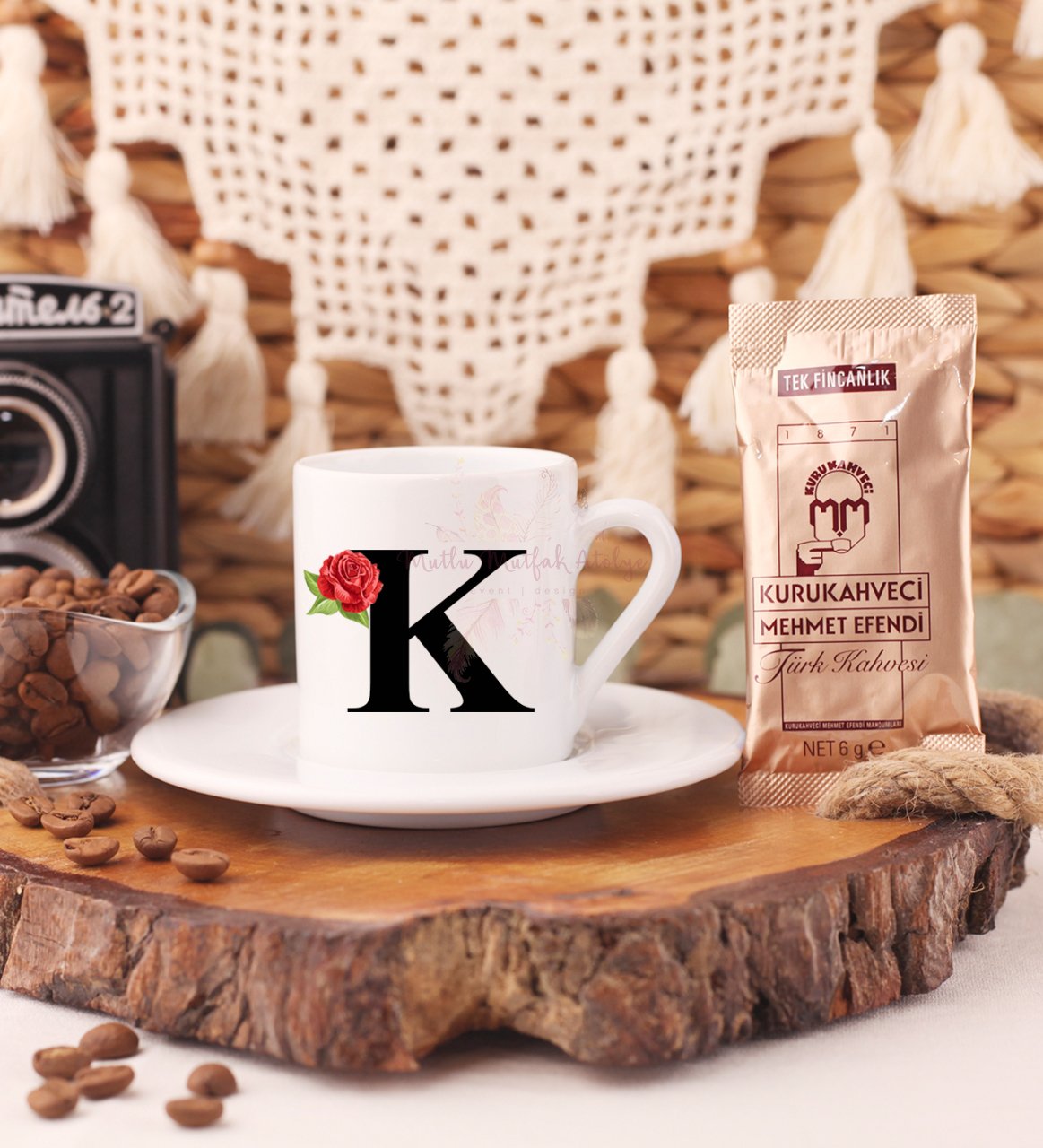 Türk Kahvesi Fincanı K Harfi