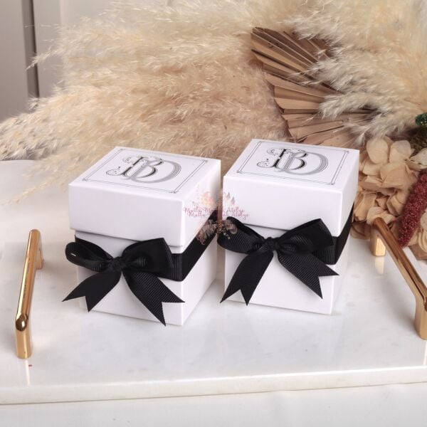 Vanilya Kokulu Kutulu Yuvarlak Top Kapaklı Mum