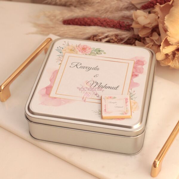 Çiçek Desenli 100'lü Metal Kutulu Çikolata