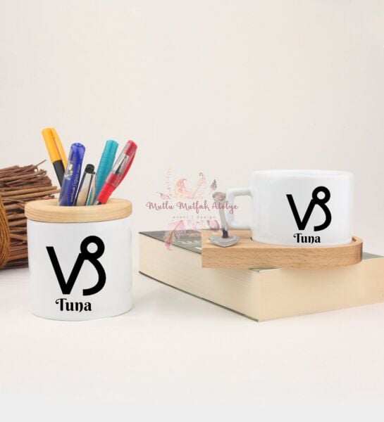 Kişiye Özel Ahşap Altlıklı Fincan ve Kalemlik Seti Oğlak Burcu