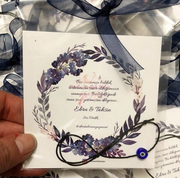 Hediyelik Şans Bilekliği Mor Çiçekli