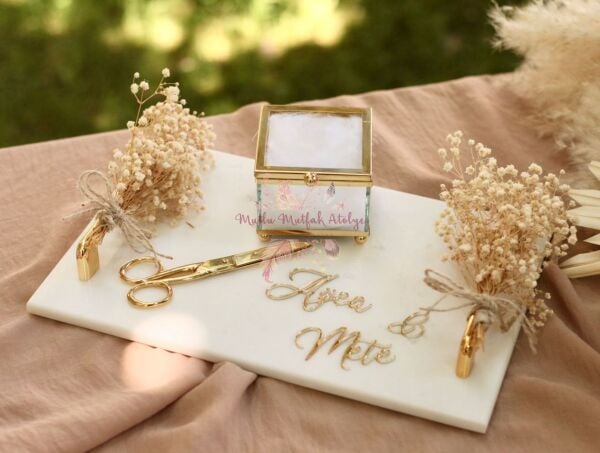 Çiçekli Kişiye Özel İsimli Mermer Tepsi (Gold/Silver)