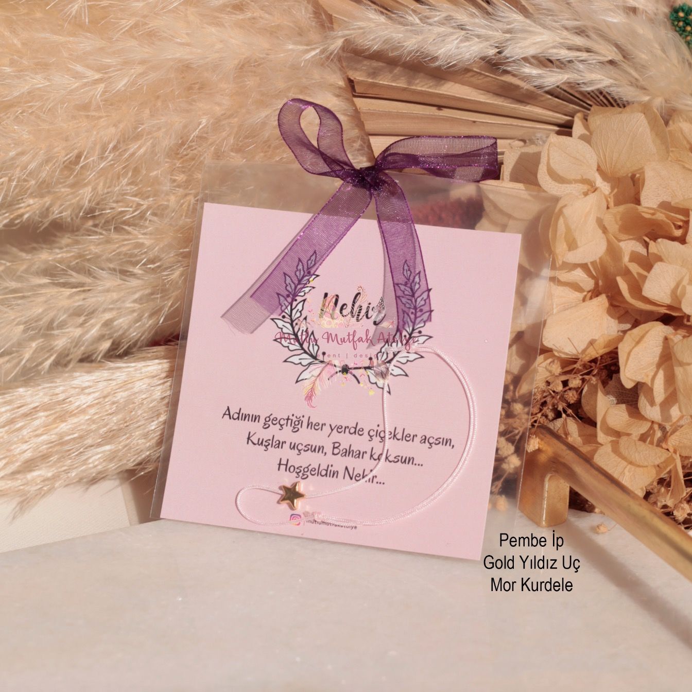 Hediyelik Şans Bilekliği Pembe Defne Konseptli