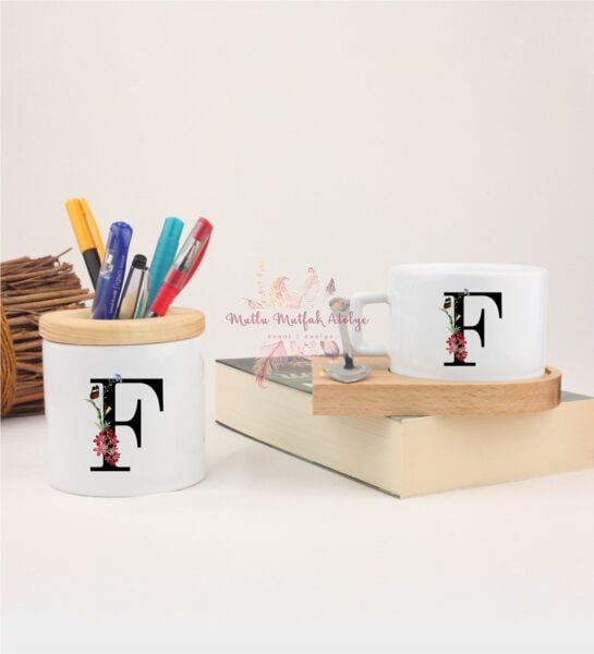 F Harfi Çiçek Desenli Kalemlik ve Ahşap Altlıklı Fincan