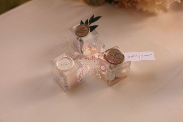 Hediyelik Mühürlü Mika Kutu Draje