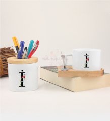 İ Harfi Çiçek Desenli Kalemlik ve Ahşap Altlıklı Fincan