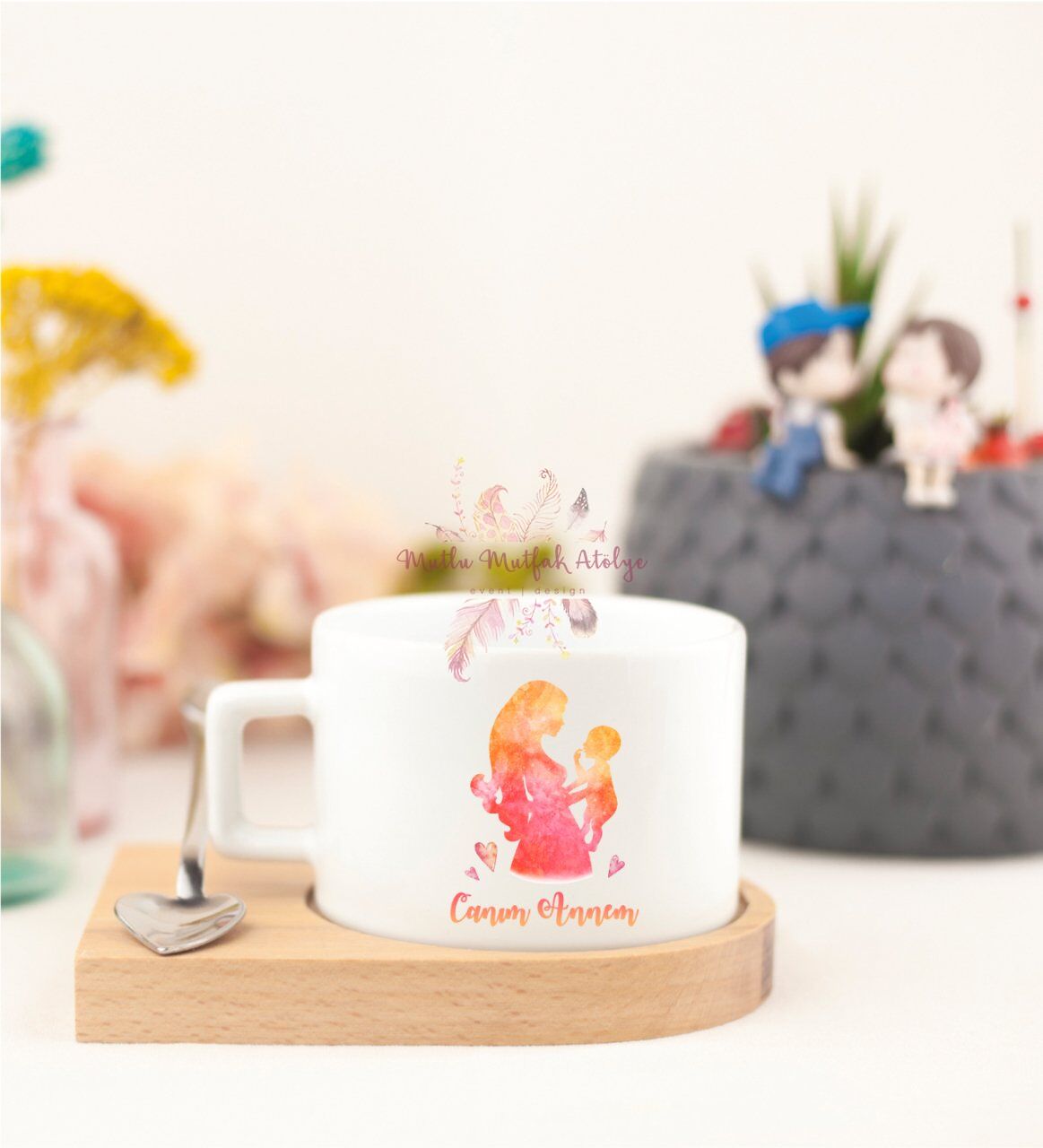 Anneler Günü Canım Annem Ahşap Altlıklı Fincan