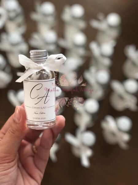 Kurdele Süslemeli Kolonya Eyüp Sabri Tuncer