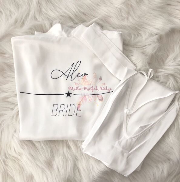 İsimli Baskılı Sabahlık Backstage