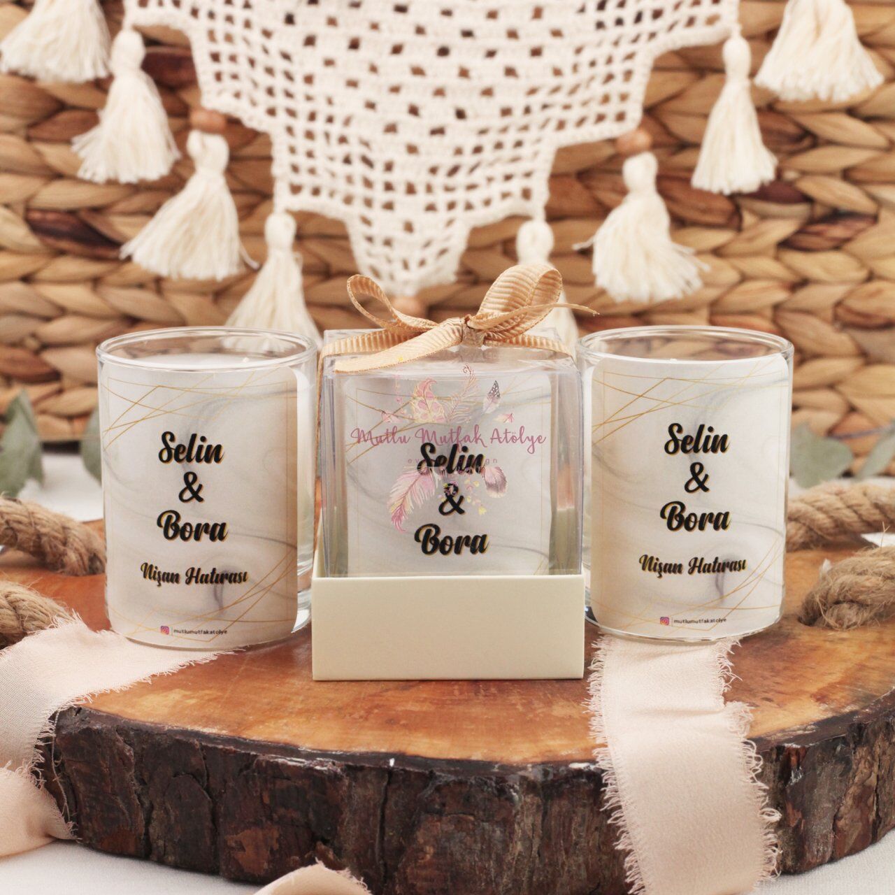 Hediyelik Kutulu Mum Krem ve Gold Konsept