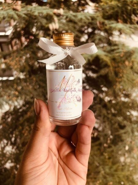 Hediyelik Kurdeleli Kolonya ve Karton Çanta Seti