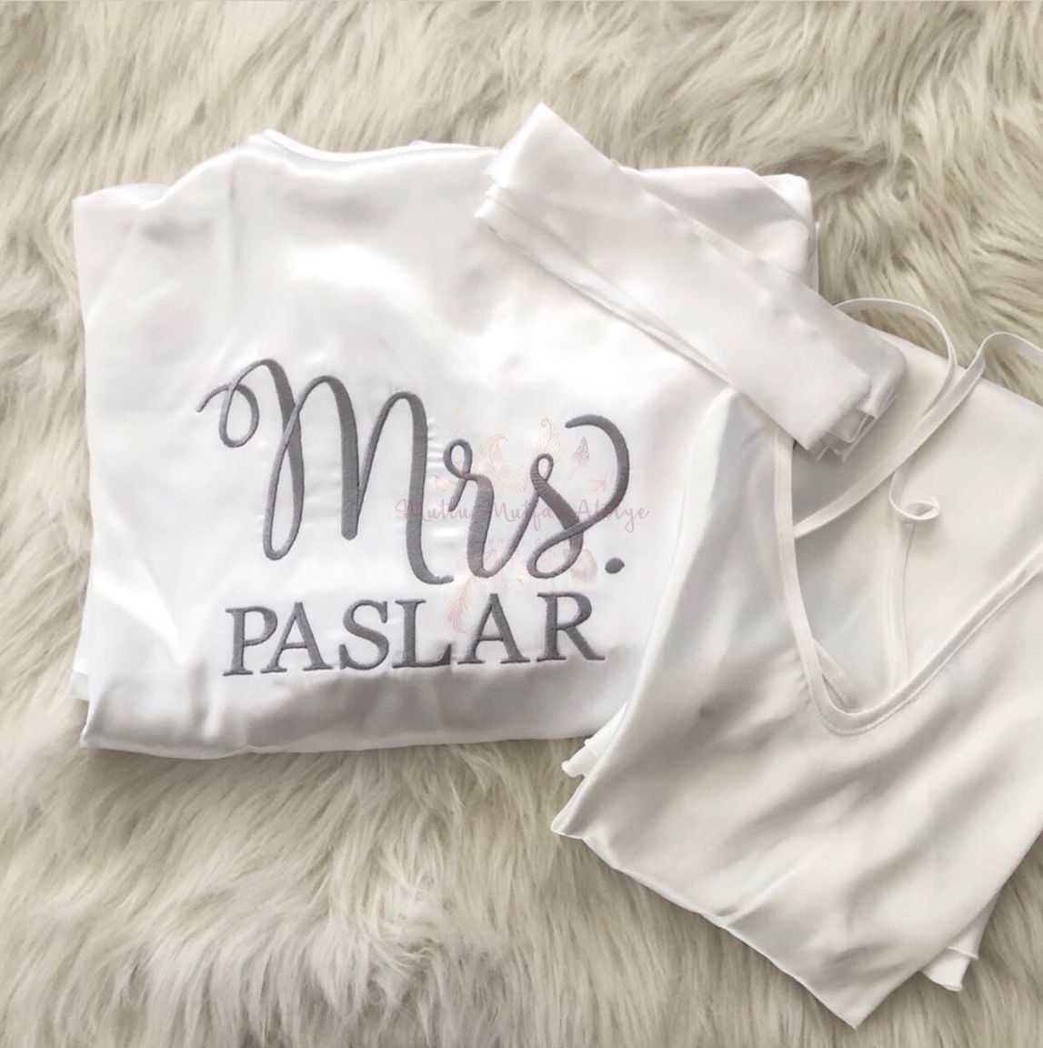 Bride Nakışlı Sabahlık