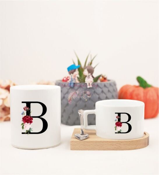 B Harfi Çiçek DesenliAhşap Altlıklı Fincan ve Kumbara