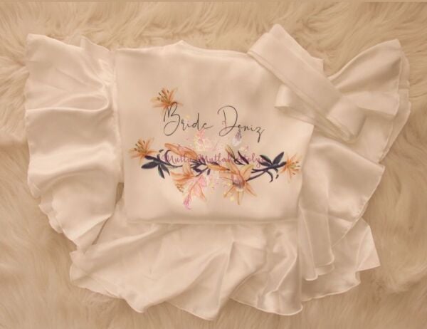 İsimli Baskılı Sabahlık Çiçek Desenli