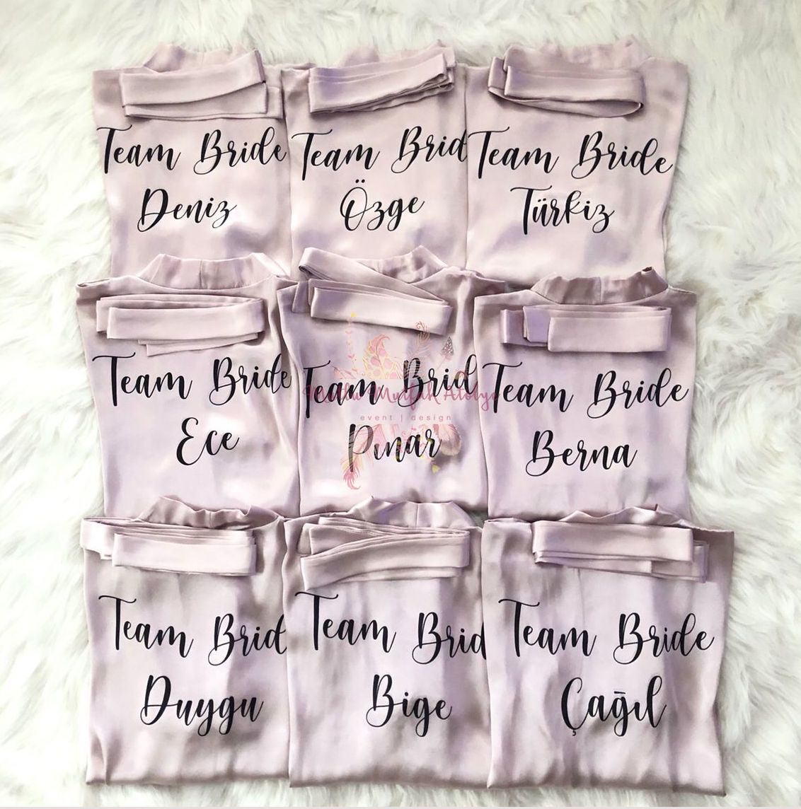 Pudra Gelin ve Nedime Sabahlığı