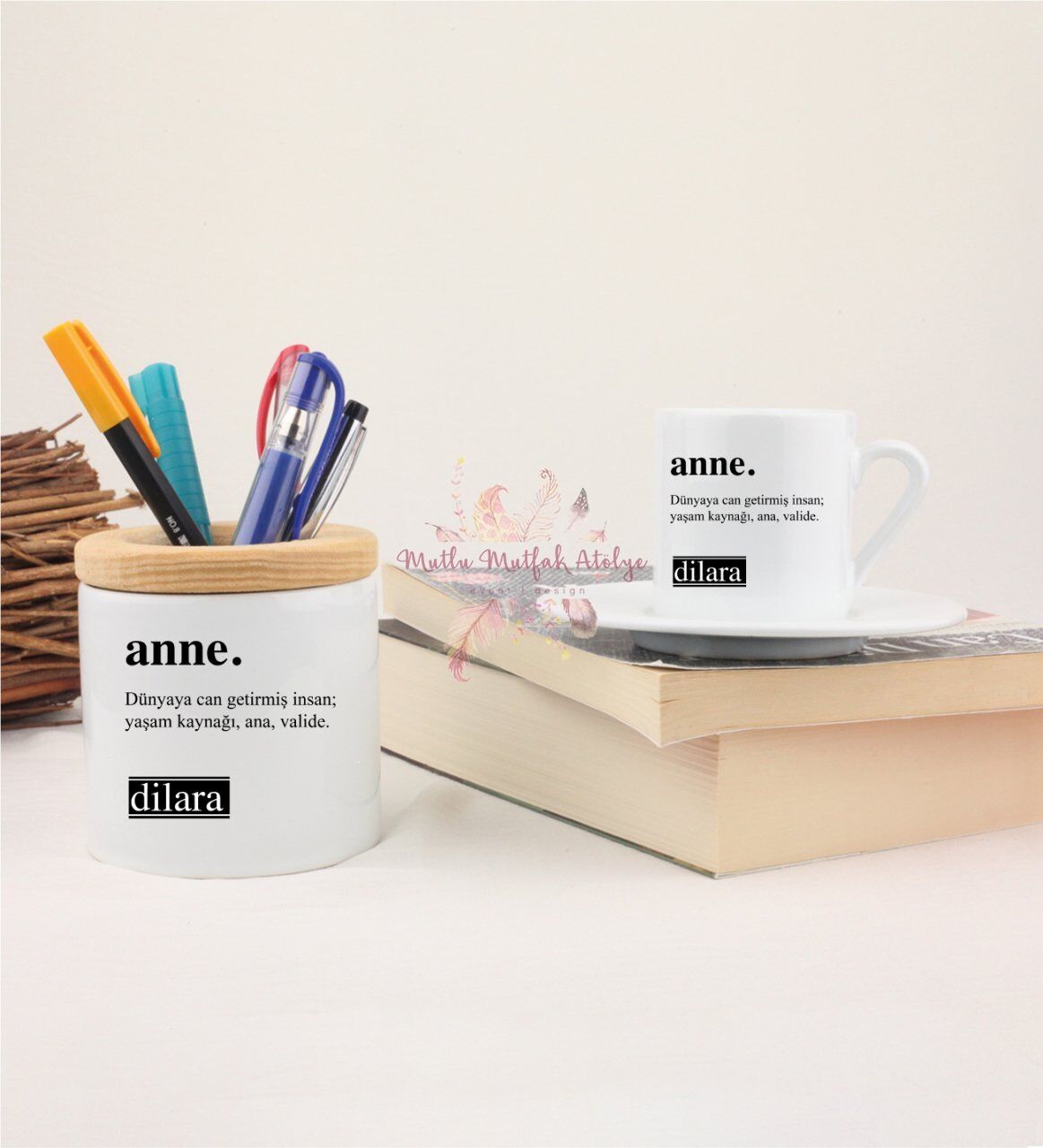 Kişiye Özel Anneler Günü Kalemlik ve Türk Kahvesi Fincanı