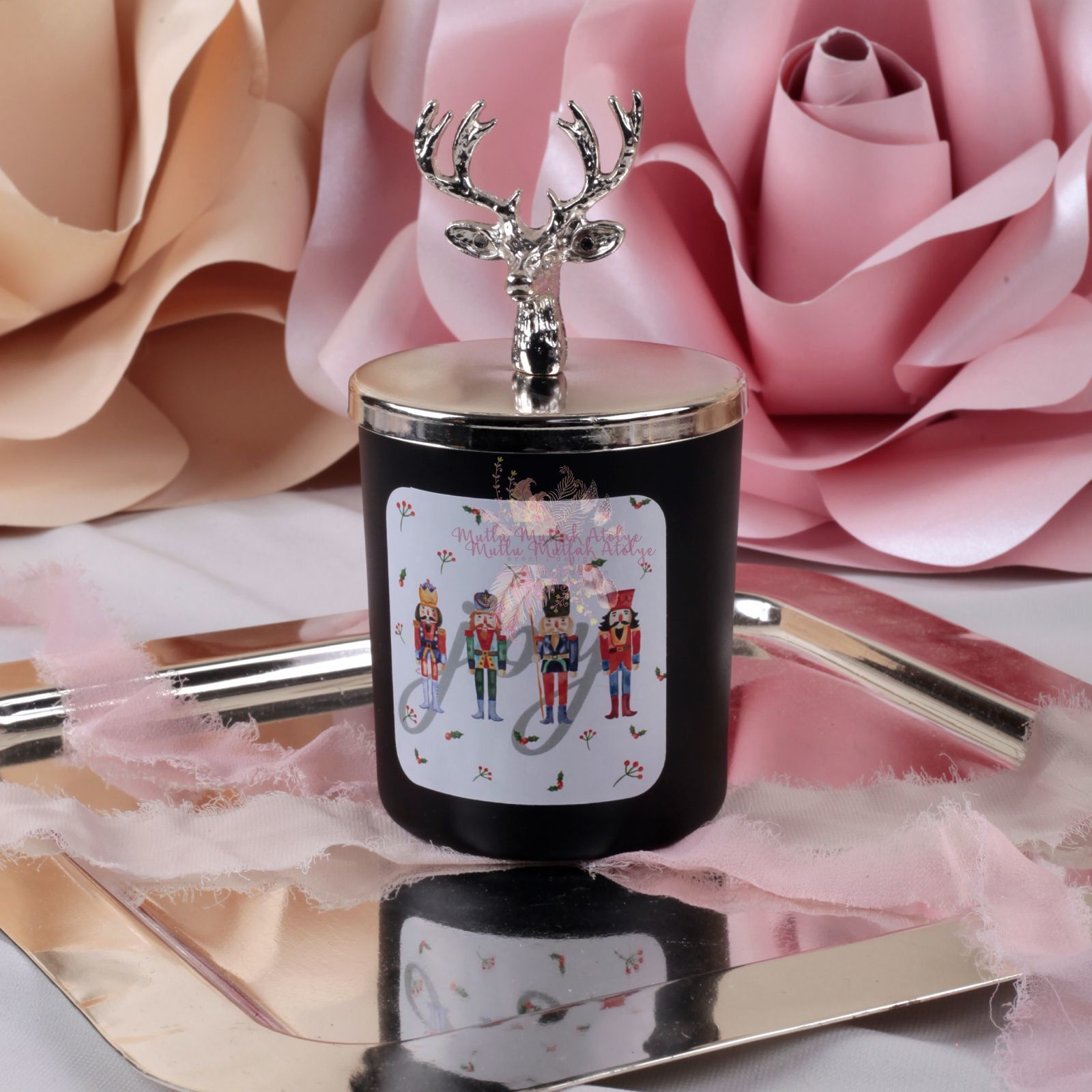 Çikolata Kokulu Geyik Tepelikli Yılbaşı Mumu